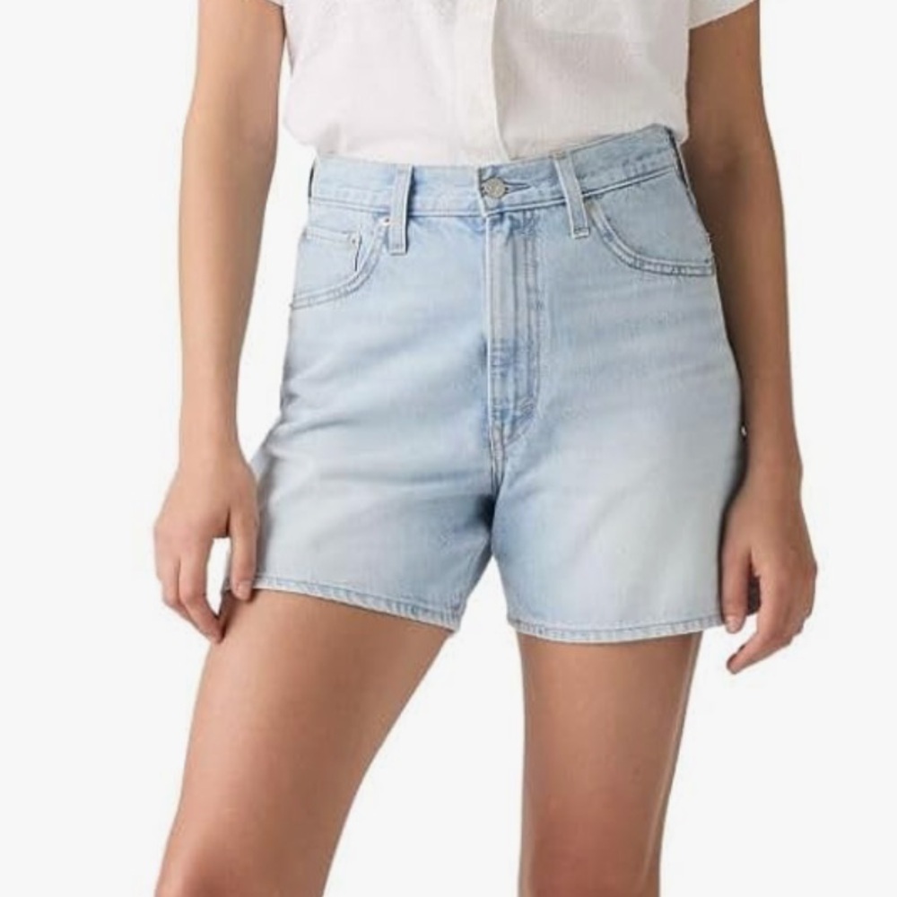 Levi's Women's Cinch Mid-Thigh Shorts 34